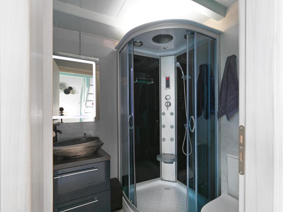 Secret Gem Suites Οία Εξωτερικό φωτογραφία